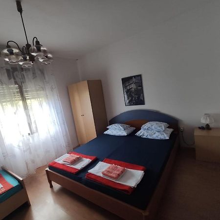 Family Apartment Near Beach Biograd Na Moru Kültér fotó