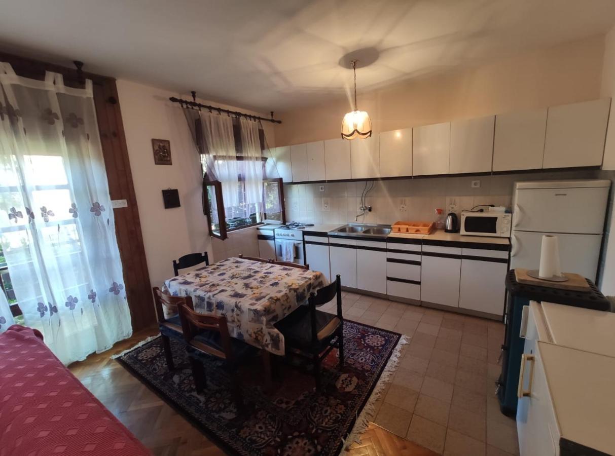 Family Apartment Near Beach Biograd Na Moru Kültér fotó